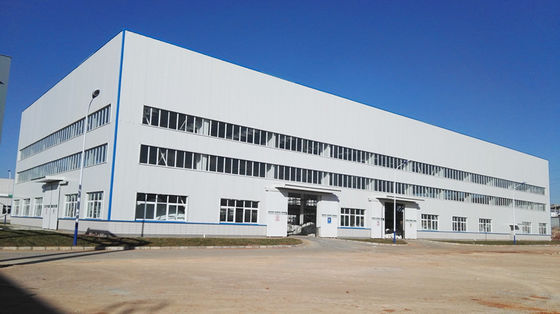 Modern Endüstriyel Lagre Span Hafif Çelik Yapı Fabrikası Geniş Layout ile Atölyesi