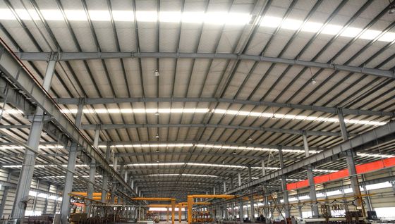 Atölye Geniş Açıklığı İçin Prefabrik Kulübe Binası Çok Seviyeli Çelik Yapı Deposu