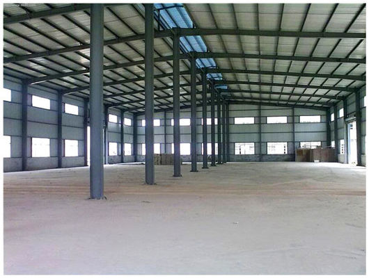 Büyük Aralıklı Özel Endüstriyel Fabrika Şedi Önden Yapımlı Çelik Yapı Atölyesi