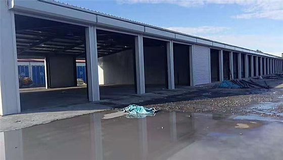 H Bölüm Çelik Prefab depo binası Sıcak olarak yuvarlanmış ekonomik endüstriyel hafif ağırlıklı geniş çaplı