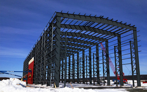 Prefabrik çelik yapı atölyesi köprü vinci ile çelik fabrikası kulübe