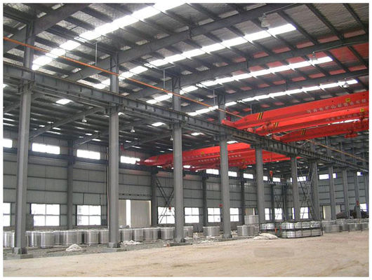 Yüksek Kaliteli Büyük Aralıklı Galvanizli Çerçeve Özelleştirilebilir Çelik Yapı Derneği