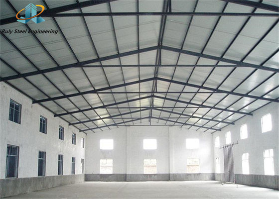Sıcak Satış Hazırdan Yapılmış Çelik Yapı Büyük Aralık Ambar Atölyesi Çukur Çimento Yapısı ile Fabrika Binası