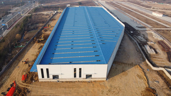 Q235B Çelik Yapı Binaları İzolasyon Panelli Prefabrik Çelik Yapılar