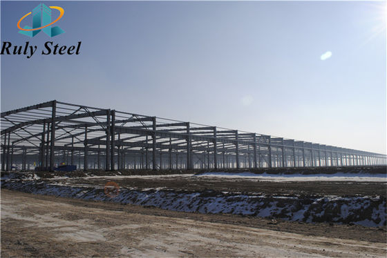 Büyük Aralıklı Çelik Yapı Binaları Prefab Metal İnşaat Malzemeleri