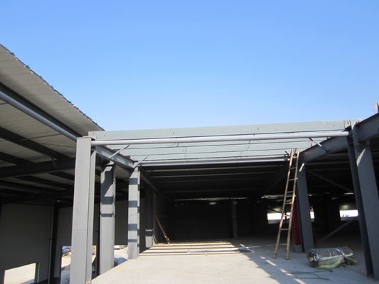 Depolama Metal Çerçeve Işık Sandviç Paneli Prefab Bina Yapısı Boya Galvanizli Çelik İnşaat Depo