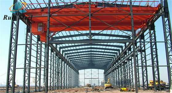 Prefabrik Çelik Çerçeve İnşaat Montajı Kolay Dalgalanmış Metal Bina Çelik Yapı Depo
