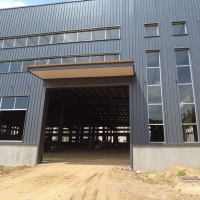 Q235B 50 yıllık ömrü olan prefabrik çelik depo binası
