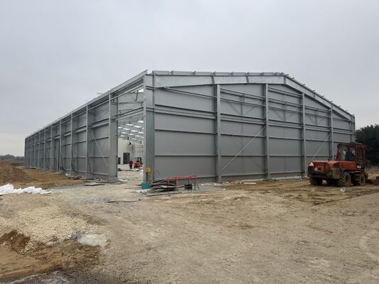 PU/PIR Sandviç Paneli ile Prefabrik Çelik Yapı Soğuk Depolama Depoları