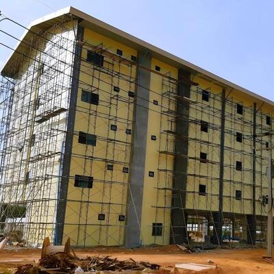 Çok katlı anti-seismik prefabrik bult bağlantılı çelik yapısı inşa edilmiş otel