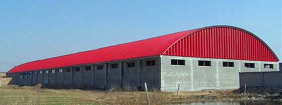 Çiftlik makineleri için prefabrik çelik çerçeve kulübe Q235B Q355B