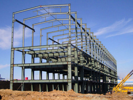 Portal Çerçeve Prefab Pre-montajlı Çelik Atölyesi Binanı Depo Garajı Sıcak olarak yuvarlanmış bölüm İnşaat